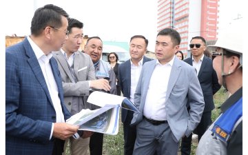 БАЯНЗҮРХ ДҮҮРЭГТ ХАЯГИЙН БҮРТГЭЛ НЬ ТОДОРХОЙ БУС ЦЭЦЭРЛЭГИЙН НАСНЫ 5 МЯНГА ОРЧИМ ХҮҮХЭД БАЙНА