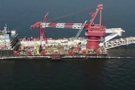 “Долоогийн бүлэг”-ийн гишүүн Япон улсын эрх баригчид ОХУ-ын газрын тосыг жишиг үнэ буюу 60 ам.доллароос дээш үнээр худалдан авах зөвшөөрлийг аж ахуйн нэгжүүддээ олгожээ