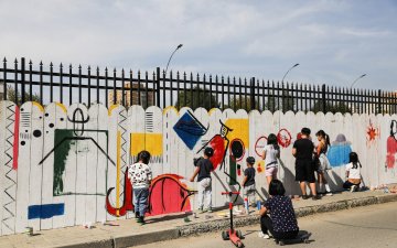 Сэлбэ голын эрэг дагуух орчныг уран бүтээлчдийн бүтээлүүдээр тохижуулж, “Соёлын орон зай” бий болгох эхлэлийг тавьлаа