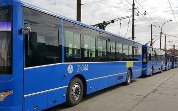 Насжилт нь дууссан 500 гаруй автобусны ашиглалтын хугацааг сунгаж, дараа жил хүртэл ашиглана