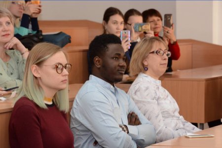 Бурятский государственный университет имени Доржи Банзарова (г. Улан-Удэ) приглашает иностранных граждан на курсы «Русский как иностранный».