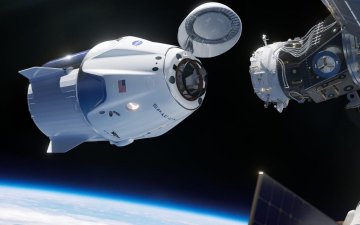 Олон улсын сансрын станцаас дөрвөн сансрын нисгэгч эх дэлхийдээ эргэн иржээ