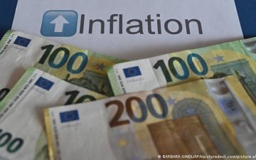 Европын Төв банк сүүлийн 10 гаруй жилийн хугацаанд анх удаа бодлогын хүүгээ өсгөхөөр бэлтгэж байна