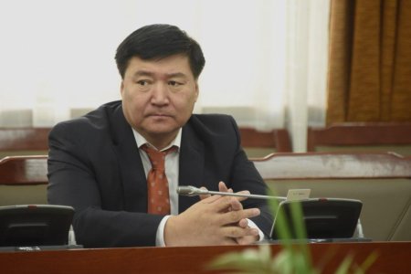 Төрийн албан хаагчдын цалинг энэ сараас, тэтгэвэр, тэтгэмжийг ирэх хоёрдугаар сараас нэмнэ