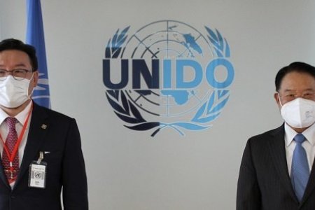 УИХ-ын дарга Г.Занданшатар НҮБ-ын Үйлдвэр хөгжлийн байгууллагын Ерөнхий захирал Ли Ёнгтой уулзав