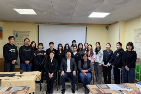 ДОКТОР, ДЭД ПРОФЕССОР Б. БААТАРХҮҮ “МОНГОЛ ХҮНИЙ ЭРХЭМЛЭХ ҮНЭ ЗҮЙЛ” СЭДЭВТ ЛЕКЦ УНШЛАА