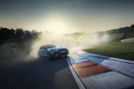 Hyundai IONIQ 5 N Voted Best EV Hot Hatch at the 2024 TopGear.com Electric Awards