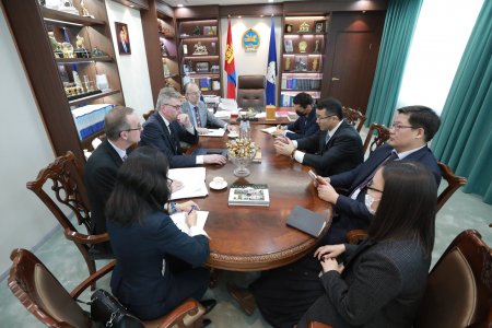 Их Британийн Парламентын гишүүн, Худалдааны элчийг хүлээн авч уулзлаа