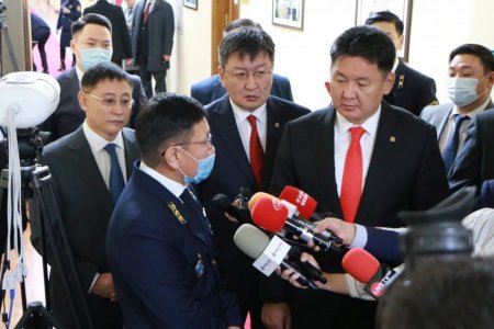 У.ХҮРЭЛСҮХ: ХАЛДВАРЫГ ДОТООДДОО АЛДАХГҮЙН ТӨЛӨӨ АНХААРАЛ СЭРЭМЖТЭЙ БАЙЖ, ХАРАА ХЯНАЛТАА УЛАМ САЙЖРУУЛАХ ЁСТОЙ