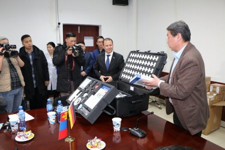 Хуурамч эмийг шалгах 86 төрлийн бодис хүлээлгэн өглөө