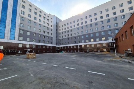 300 ортой төрөх эмнэлгийн нэг блок барилгыг энэ сард ашиглалтад оруулахыг гүйцэтгэгч компанид даалгав