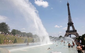 ЕВРОПЫН УЛС ОРНУУДААР ХЭТ ХАЛАЛТ НҮҮРЛЭЖЭЭ