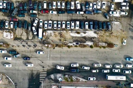 ТӨСӨЛ: Авто зогсоолд машин байршуулсан 4 дэх цагаас эхлэн цаг тутамд 4500 төгрөгийн хураамж авна