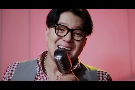 Дуучин Б.Амархүү бусдад хар тамхи худалдсан нь тогтоогджээ