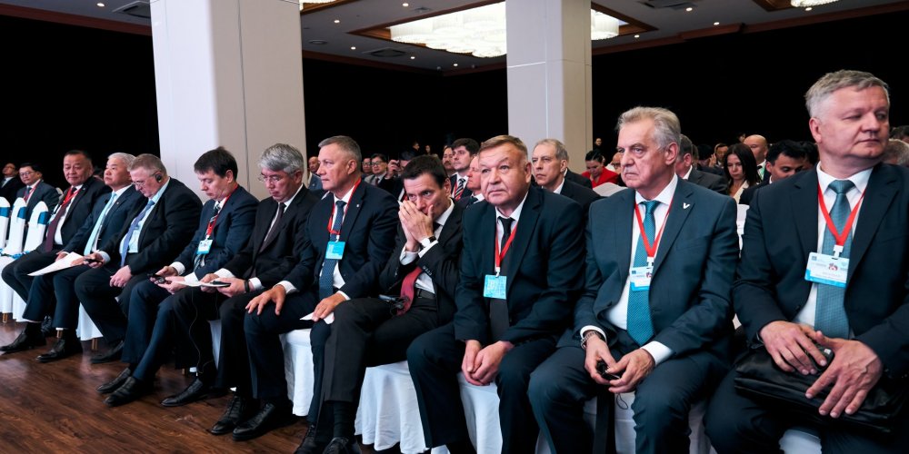 МОНГОЛ, ОРОСЫН БҮС НУТГИЙН ХОЁРДУГААР ЧУУЛГА УУЛЗАЛТЫН НЭГДСЭН ХУРАЛДААН БОЛЛОО