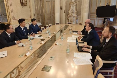 Mongolia-Czech cooperation in education to be intensified