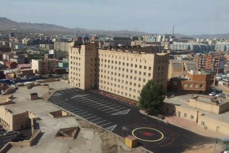 Гэмтлийн эмнэлэг нисдэг тэрэгний зогсоолоо ашиглаж эхэллээ