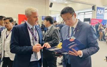 ДЭЛХИЙН БОЛОВСРОЛЫН САЙД НАРЫН ЧУУЛГАН ЭХЭЛЛЭЭ