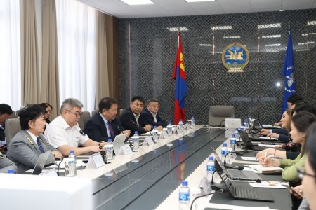 Худалдааг хөнгөвчлөх, хамтын ажиллагааг эрчимжүүлэхээр тохиров