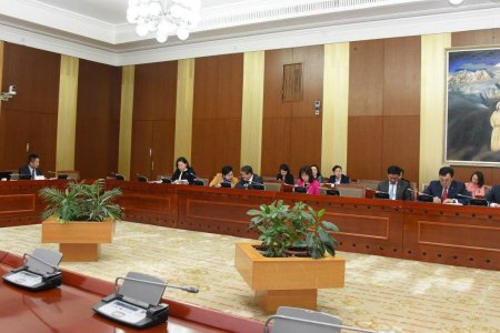 Шинжлэх ухааны академийн эрх зүйн байдлын тухай хуульд нэмэлт, өөрчлөлт оруулах төслийг хэлэлцэхийг дэмжив