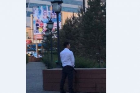Олон нийтийн газар зүй бусаар биеэ авч явсан мэргэжилтэнг ажлаас нь халжээ