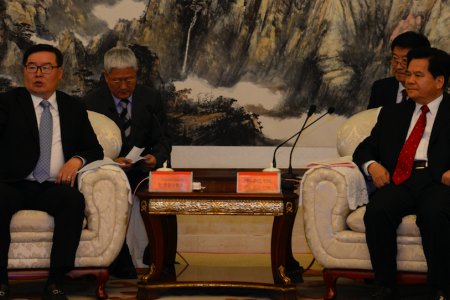 Боомтуудын хүчин чадал болон мал, махны экспортыг нэмэгдүүлэх асуудлаар ажлын хэсэг байгуулахаар тохиролцов