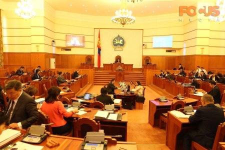 Төрийн зарим хяналт шалгалтыг түр зогсоох тухай хуулийн төслийг хэлэлцэнэ