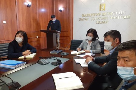 Эрүүл мэндийн дэд сайд Л.Бямбасүрэн Багануур дүүрэгт ажиллаж байна