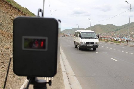Хурд хэмжигч байршуулж, зам тээврийн ослоос сэргийлж байна