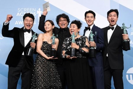 Өмнөд Солонгосын “Parasite” дахин нэг том шагнал авч, Оскар хүртэх магадлалаа нэмэгдүүллээ