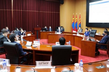 УИХ-ын Аюулгүй байдал, гадаад бодлогын байнгын хорооны гишүүд ГХЯ-нд ажиллав