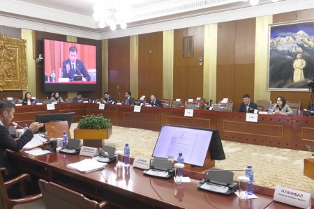 Хөгжлийн банктай холбоотой 84 иргэн, хуулийн этгээдэд хамаарах шүүх хурал тав дахь өдрөө үргэлжилсэн байна 