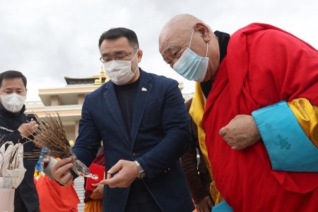 Гандангийн дэнжийн хөрсний бохирдлыг бууруулахад ашигтай бактери ашиглана