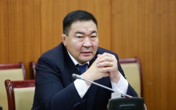 УИХ-ын нэр бүхий гурван гишүүний ХОМ-ийн асуудлыг хэлэлцэхийг хойшлууллаа 