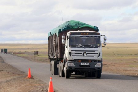 Таван толгой-Гашуун сухайт чиглэлд хүнд даацын авто зам барина