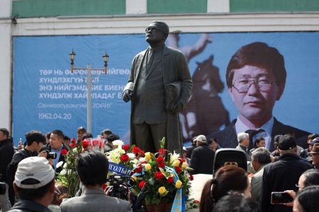 С.ЗОРИГИЙН ХЭРГИЙН ХАМЖИГЧ, ХАМТРАГЧ, ЗОХИОН БАЙГУУЛАГЧ НАРЫГ ХЭРГИЙГ НОТОЛЖ ЧАДАЛГҮЙ ХЭРЭГСЭХГҮЙ БОЛГОСОН НЬ НУУЦ БАЙСАН УУ