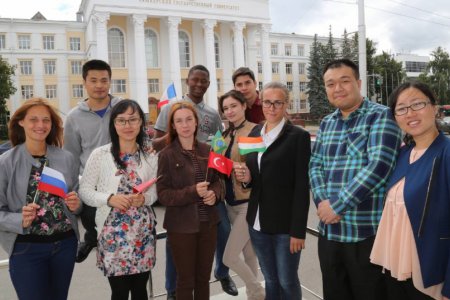 Хэлний бэлтгэлийн орос хэлний багш нар сурган хүмүүжүүлэгчид, сэтгэл зүйчид, profesoraderuso байдаг