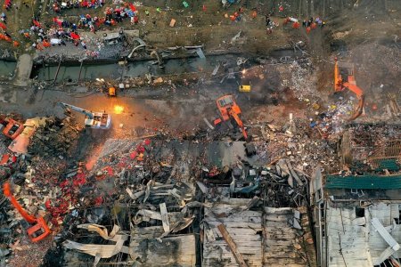 БНХАУ-ын Жэжян мужид шингэн хий тээвэрлэж явсан  ачааны машин дэлбэрчээ