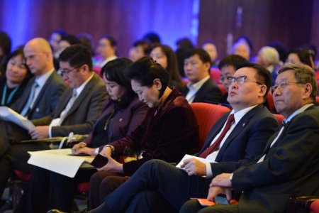 “Гэр бүл, хүүхдэд ээлтэй эрх зүйн орчныг бүрдүүлье” үндэсний зөвлөгөөнд оролцогчид зөвлөмж гаргалаа