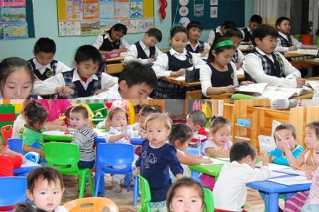 Цэцэрлэг, ЕБС болон их, дээд сургуулийн амралтыг сунгаж, олон нийтийн арга хэмжээг хязгаарлахыг хүслээ