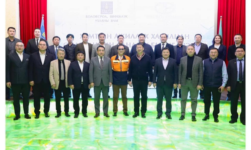 ЭРДЭНЭТ ХОТОД “ИХ СУРГУУЛИЙН ЦОГЦОЛБОР” БАЙГУУЛАХ ТӨСЛИЙГ БШУЯ, ЭРДЭНЭТ ҮЙЛДВЭР ХАМТРАН ХЭРЭГЖҮҮЛНЭ