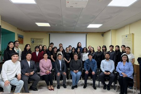 “ОЮУТАН СУДЛААЧ - 2026” ЭРДЭМ ШИНЖИЛГЭЭНИЙ ХУРАЛ БОЛЛОО.