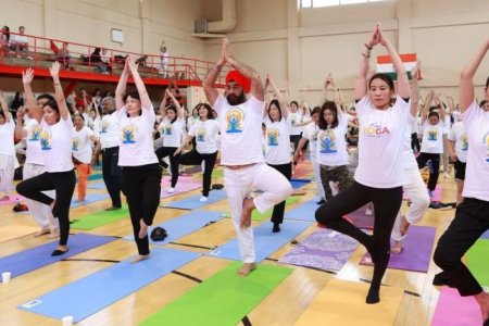 Иогийг амьдралын хэв маяг болгохыг уриалав