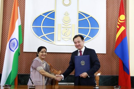 Газрын тос боловсруулах үйлдвэр барих төслийг хэрэгжүүлэхээр тохиролцов