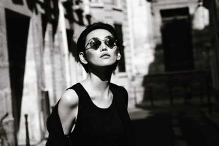 Нора: Бусдын зовлонгоор шоудахаа боль