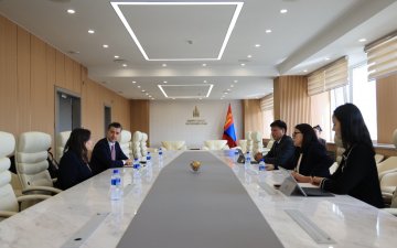 Дэд сайд С.Даваасүрэн Итали Улсын Элчин сайдыг хүлээн авч уулзав