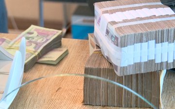 Банкууд хууль зөрчсөн гэж үзвэл сүүлийн 10 жилийн хугацаанд ипотекийн зээл авсан  иргэд нэг хувийн шимтгэлээ буцаан авч болно
