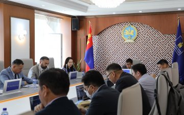 БОЛОВСРОЛЫН ҮНДЭСНИЙ ЗӨВЛӨЛ ХУРАЛДЛАА