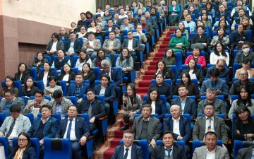 Эрдэмтэн, судлаачдаа дэмжиж ажиллахаа илэрхийлэв