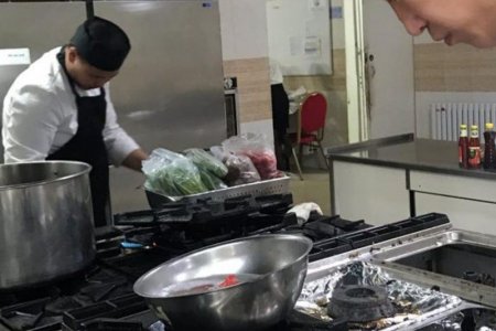 Гадаадын зочин төлөөлөгчдийн хоол, хүнсний аюулгүй байдалд хяналт тавьж ажиллалаа